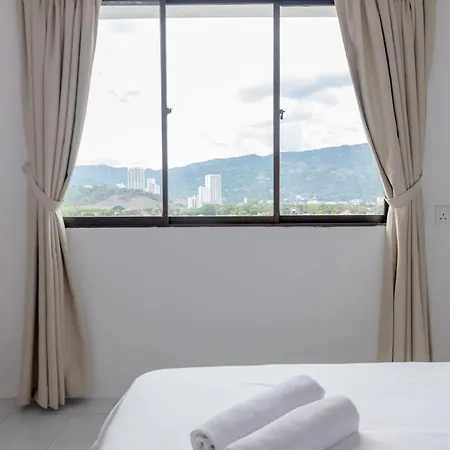 Eastern Apt, Jelutong Exterior photo