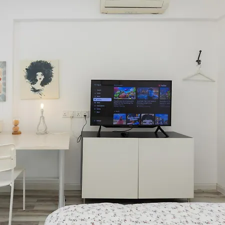 Eastern Apt, Jelutong Exterior photo