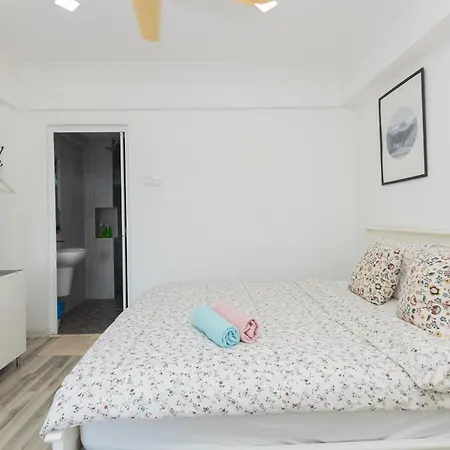 Eastern Apt, Jelutong Exterior photo